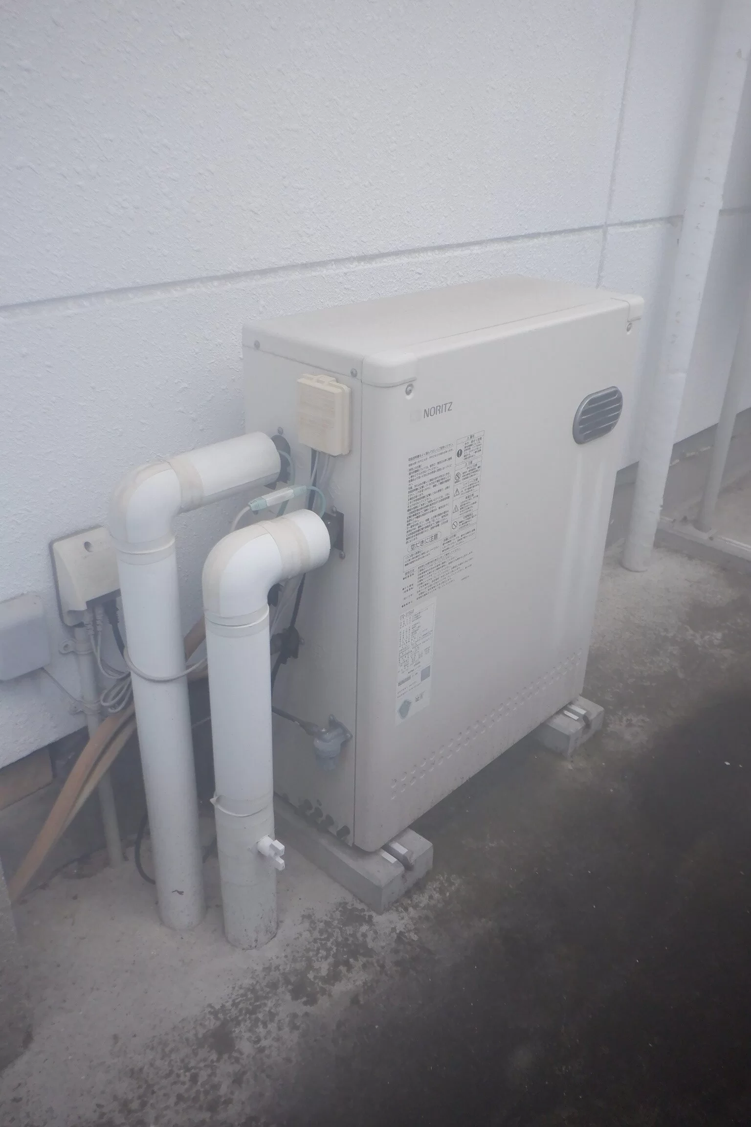   石油給湯器　ノーリツOTQ-4706SAY交換（宮城県白石市郡山）の施工前画像 / 宮城・仙台・山形の給湯器交換［シマツ］