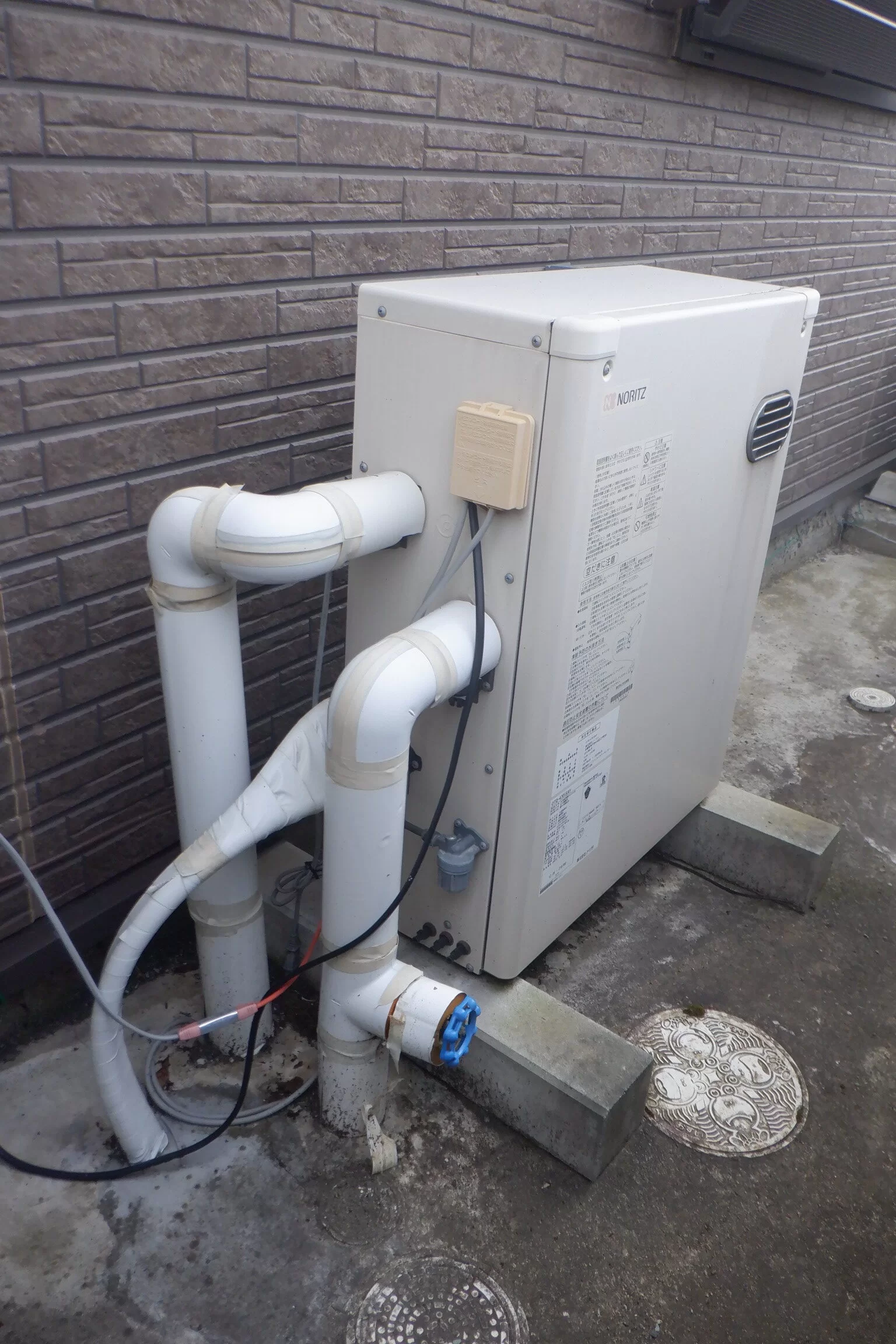   石油給湯器　ノーリツOTQ-4706SAY交換（宮城県東松島市赤井川前一）の施工前画像 / 宮城・仙台・山形の給湯器交換［シマツ］