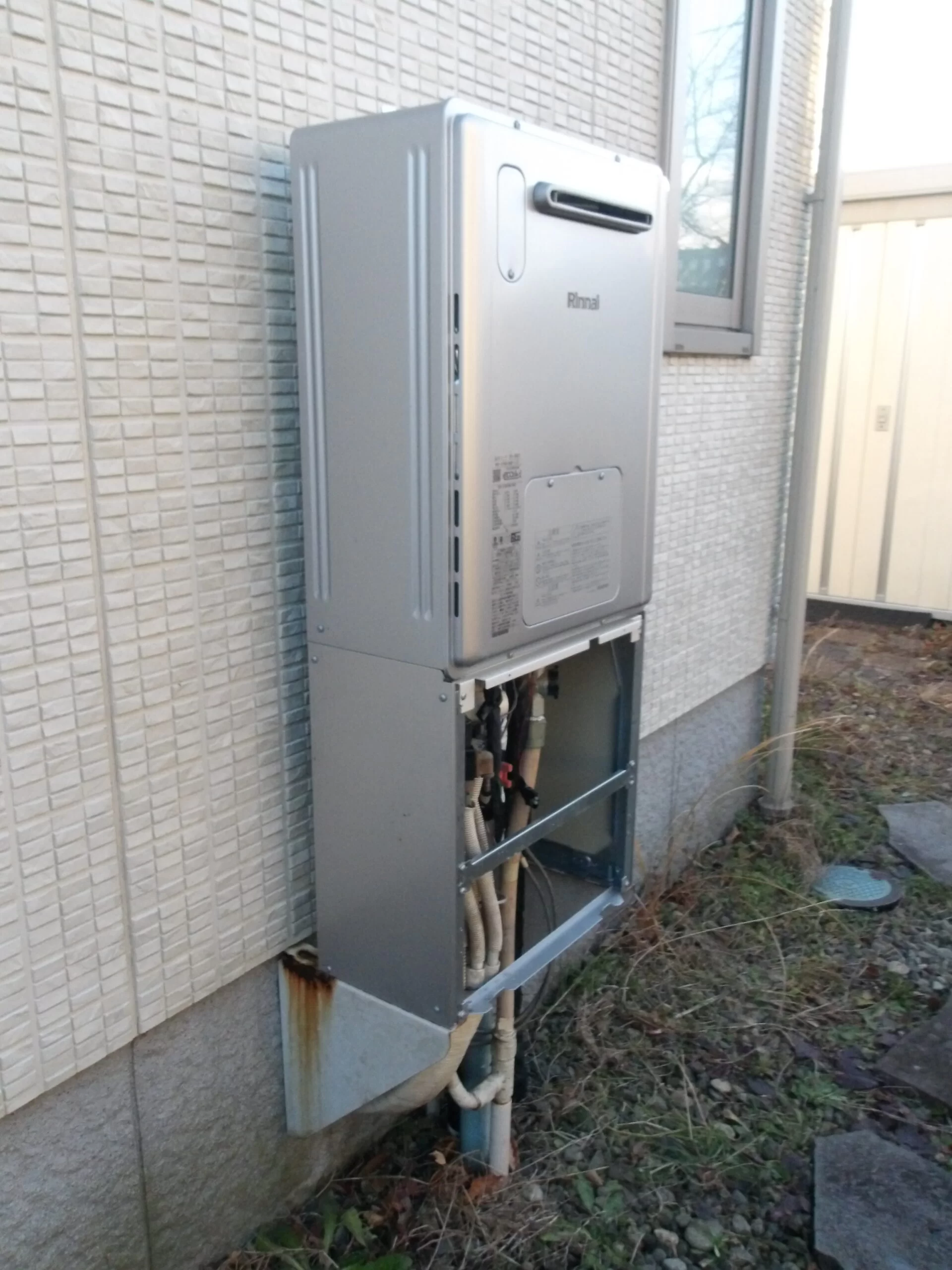   給湯暖房熱源機　リンナイRVD-E2405SAW2-1(C)交換(エコジョーズ)（宮城県富谷市成田）の施工後画像 / 宮城・仙台・山形の給湯器交換［シマツ］